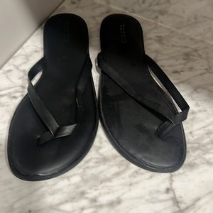 Torrid Black flip flops